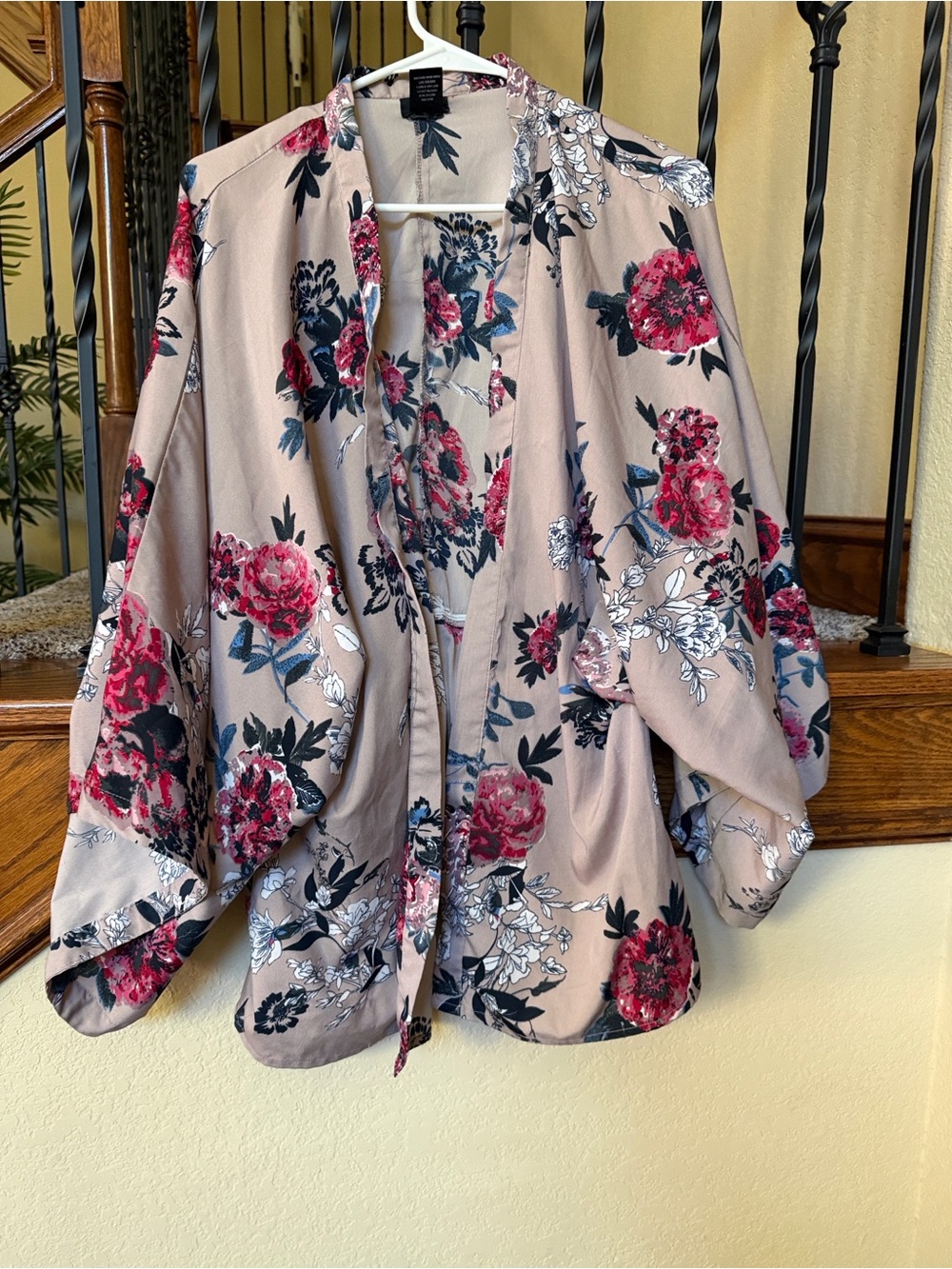 Wet Seal Floral Open-Front Kimono in Blush with Fuchsia Roses